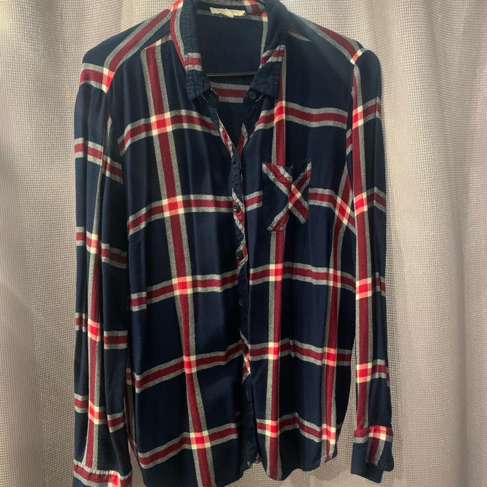 Plaid flannel with cute button detail